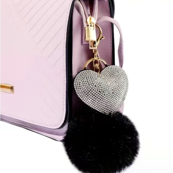 Rhinestone heart bag charm in keychain new - Picture 2 of 4